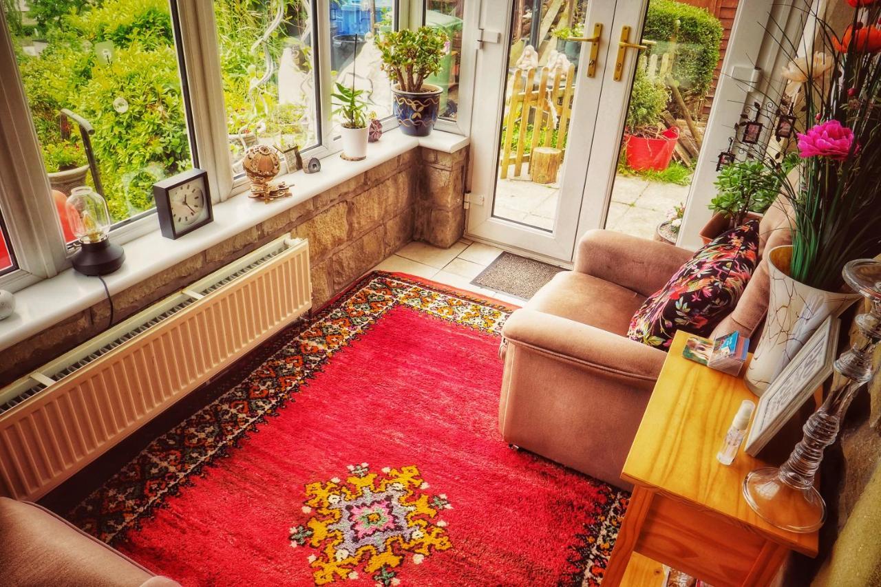 Alma Cliffe Guest House Барнълдсуик Екстериор снимка