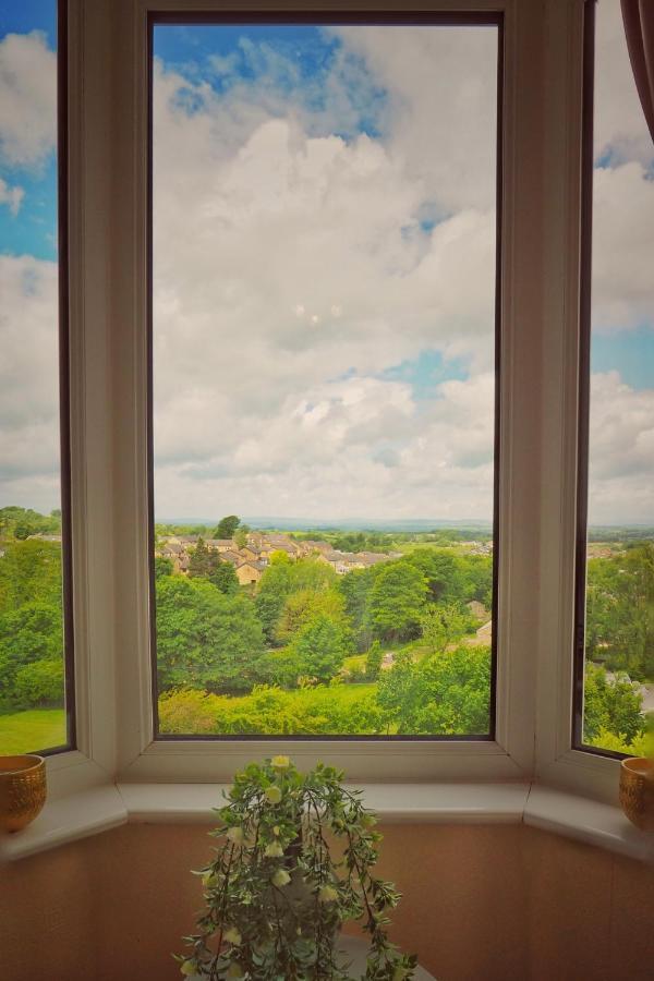 Alma Cliffe Guest House Барнълдсуик Екстериор снимка