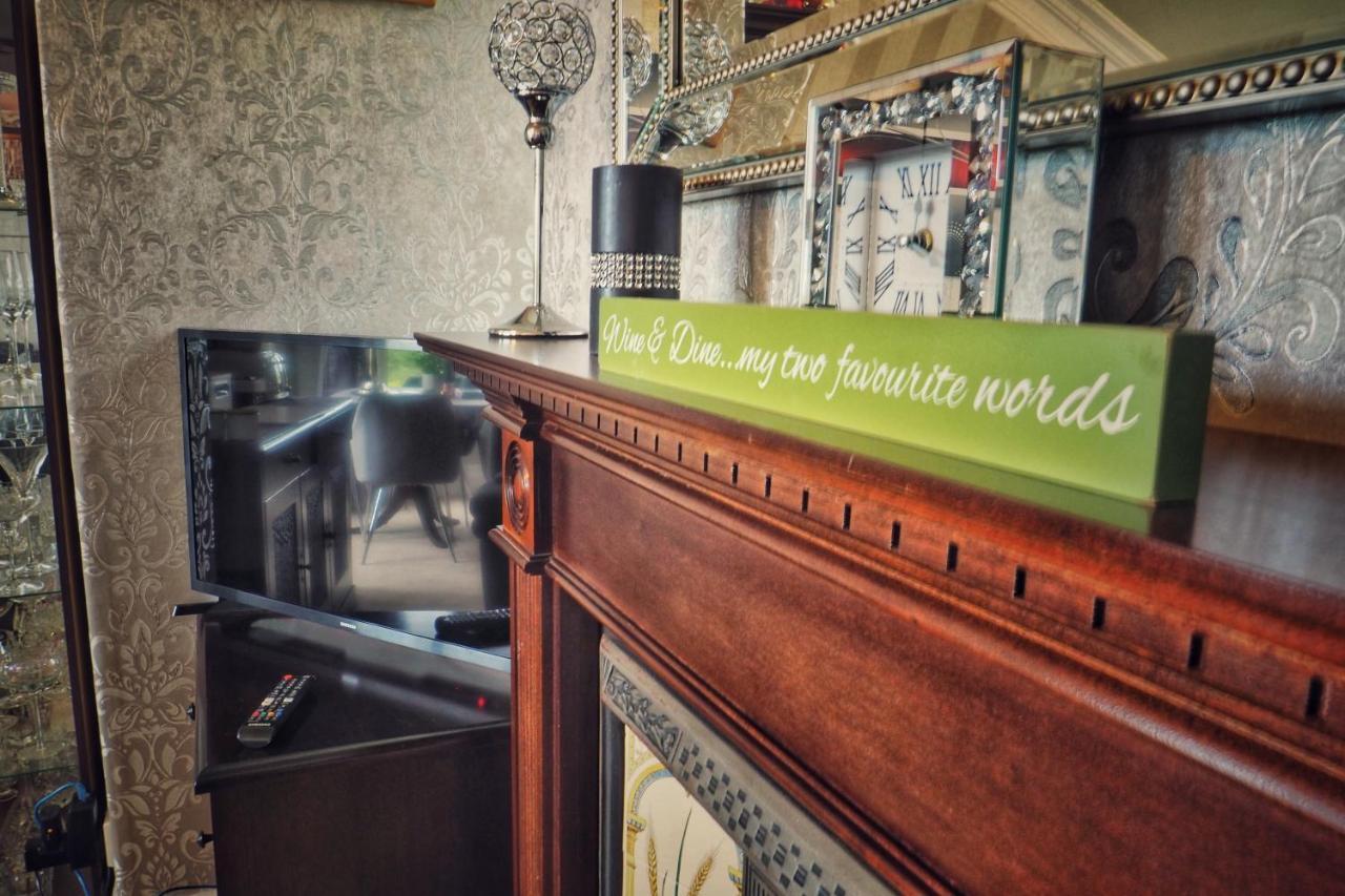 Alma Cliffe Guest House Барнълдсуик Екстериор снимка